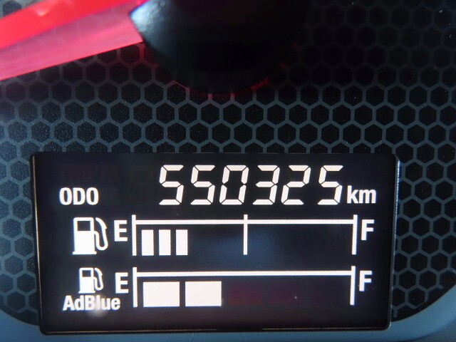 いすゞギガアルミウイング大型（10t）[写真36]