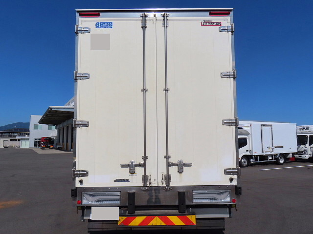 いすゞギガアルミウイング大型（10t）[写真05]