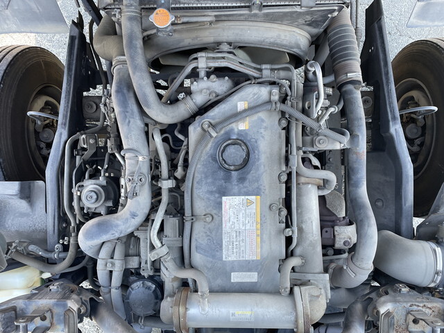 いすゞフォワード冷凍車（冷蔵車）中型（4t）[写真28]