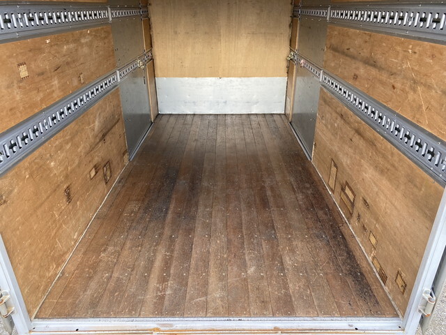 トヨタその他の車種アルミバン小型（2t・3t）[写真09]