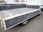 三菱ふそうキャンター平ボディ小型（2t・3t）[写真13]