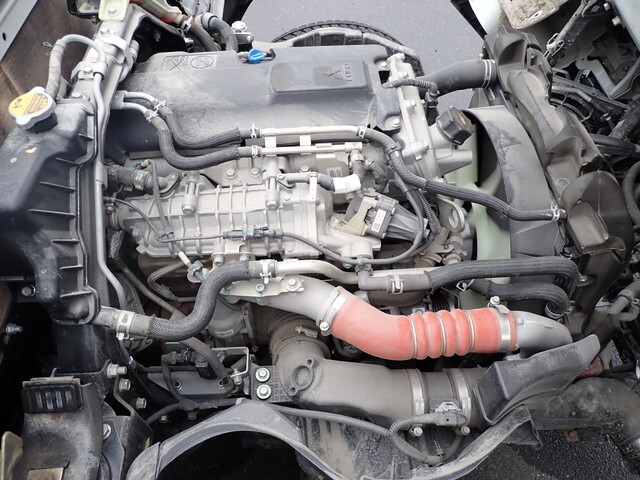 三菱ふそうキャンター平ボディ小型（2t・3t）[写真39]