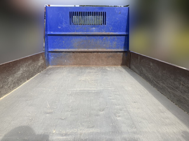 三菱ふそうキャンターダンプ小型（2t・3t）[写真10]