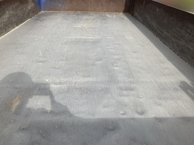 三菱ふそうキャンターダンプ小型（2t・3t）[写真11]