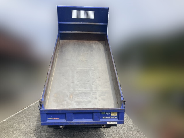 三菱ふそうキャンターダンプ小型（2t・3t）[写真08]