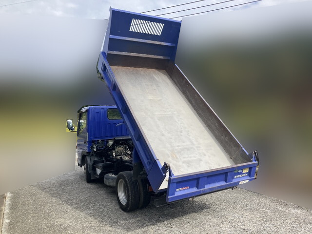 三菱ふそうキャンターダンプ小型（2t・3t）[写真09]