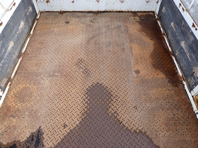 いすゞエルフ平ボディ小型（2t・3t）[写真23]