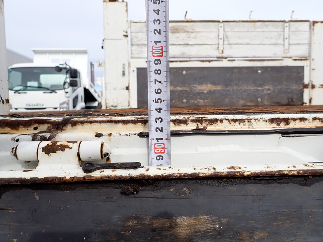 いすゞエルフ平ボディ小型（2t・3t）[写真26]