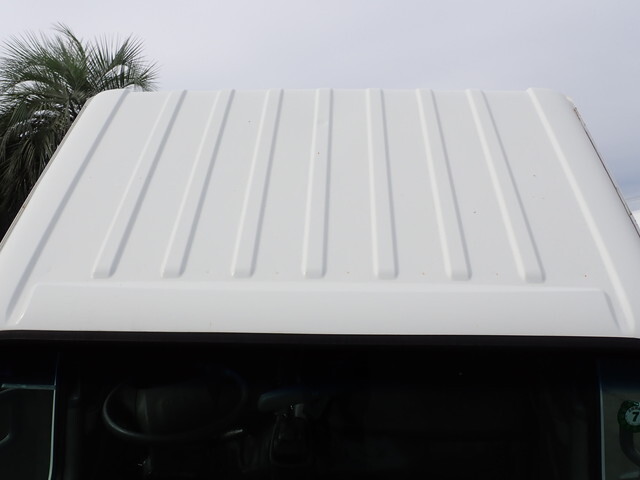 いすゞエルフ平ボディ小型（2t・3t）[写真28]