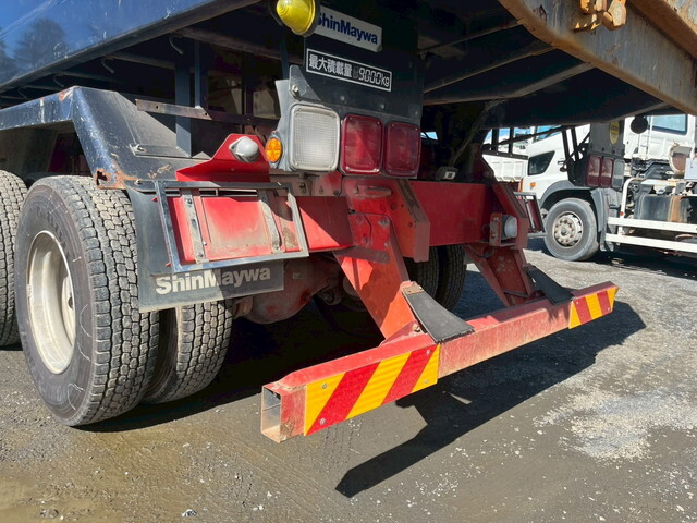 いすゞギガダンプ大型（10t）[写真10]