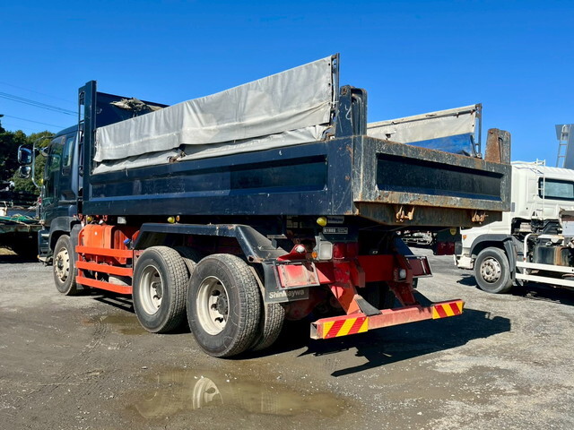 いすゞギガダンプ大型（10t）[写真04]