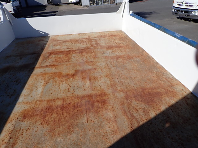 いすゞフォワードダンプ中型（4t）[写真10]