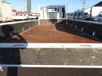 三菱ふそうキャンター平ボディ小型（2t・3t）[写真11]