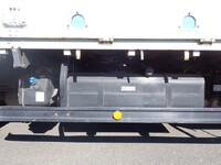 三菱ふそうキャンター平ボディ小型（2t・3t）[写真29]