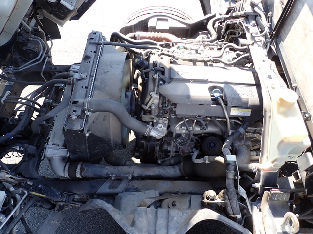 三菱ふそうキャンター平ボディ小型（2t・3t）[写真39]