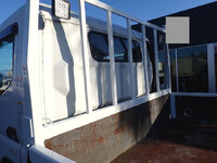 三菱ふそうキャンター平ボディ小型（2t・3t）[写真08]