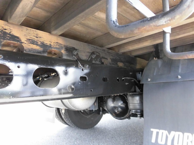 いすゞフォワードアルミブロック中型（4t）[写真14]