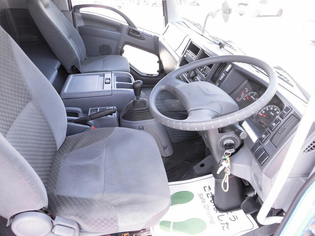 いすゞフォワードアルミブロック中型（4t）[写真16]