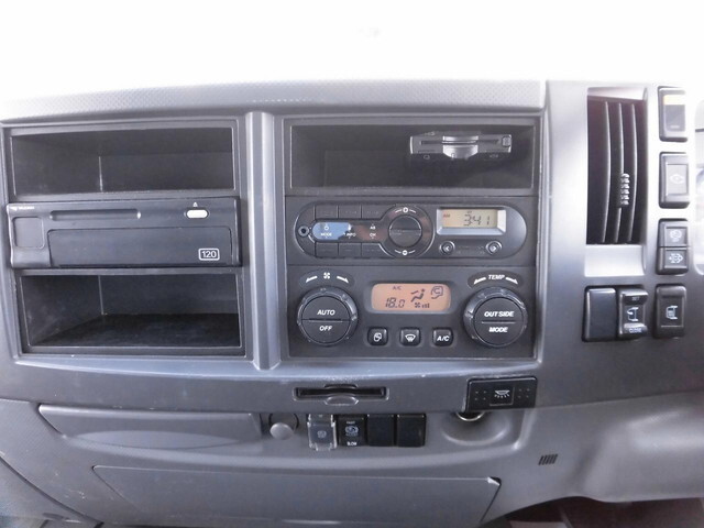 いすゞフォワードアルミブロック中型（4t）[写真19]