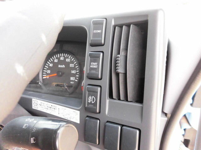 いすゞフォワードアルミブロック中型（4t）[写真20]