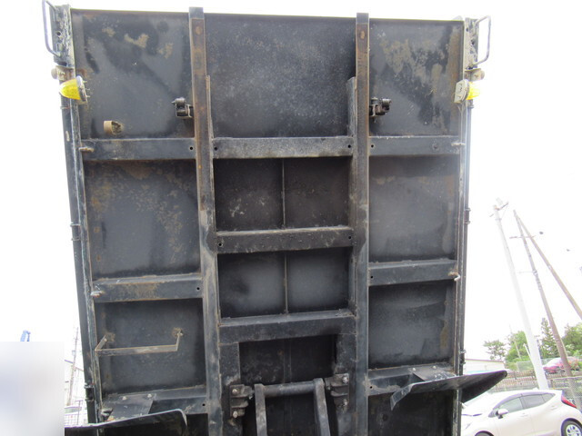 いすゞエルフダンプ小型（2t・3t）[写真11]