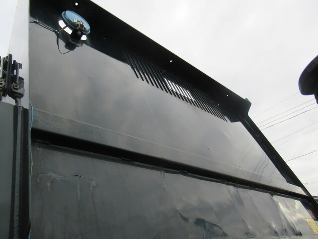 いすゞエルフダンプ小型（2t・3t）[写真09]