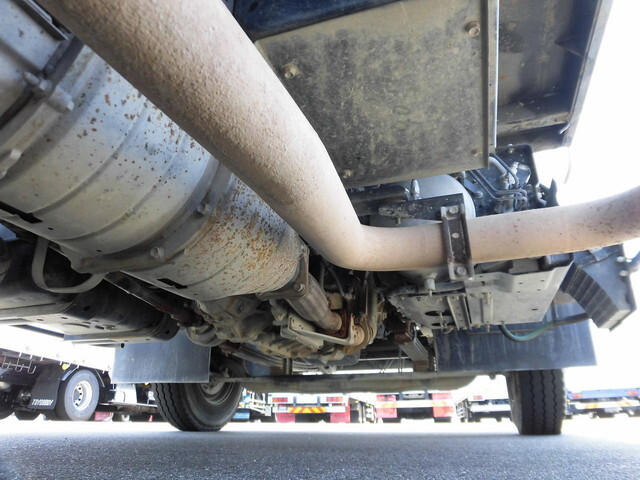 いすゞフォワード深ダンプ（土砂禁ダンプ）中型（4t）[写真13]