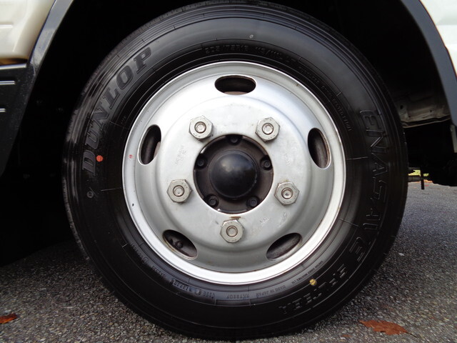 三菱ふそうキャンター冷凍車（冷蔵車）小型（2t・3t）[写真23]