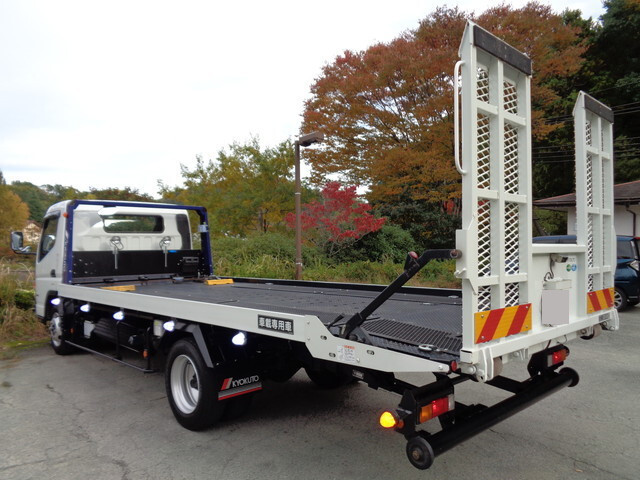 三菱ふそうキャンターセーフティローダー小型（2t・3t）[写真04]