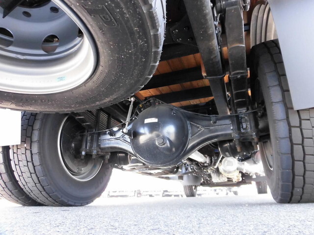 三菱ふそうファイターセルフクレーン4段増トン（6t・8t）[写真13]