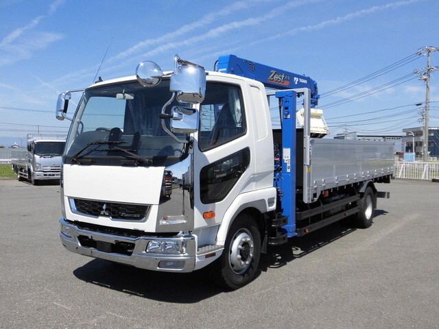 三菱ふそうファイターセルフクレーン4段増トン（6t・8t）[写真03]