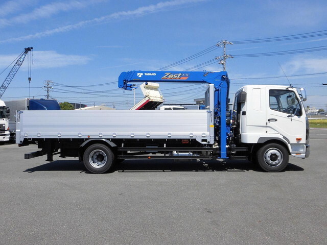 三菱ふそうファイターセルフクレーン4段増トン（6t・8t）[写真06]