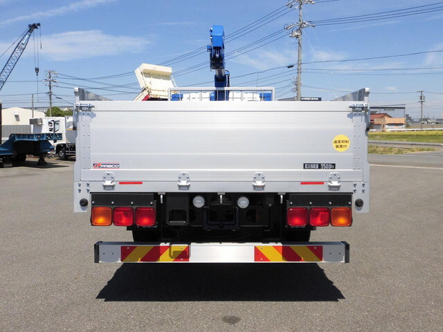 三菱ふそうファイターセルフクレーン4段増トン（6t・8t）[写真07]