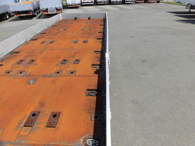 その他のメーカーその他の車種トレーラー（セミトレーラー）大型（10t）[写真28]