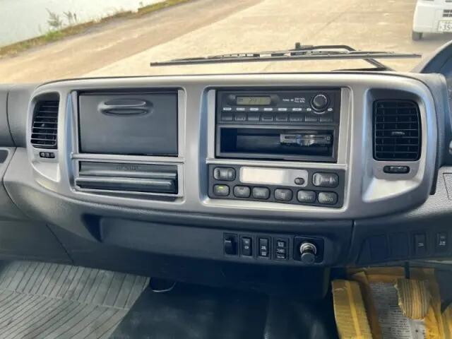 日野レンジャーコンテナ専用車中型（4t）[写真11]