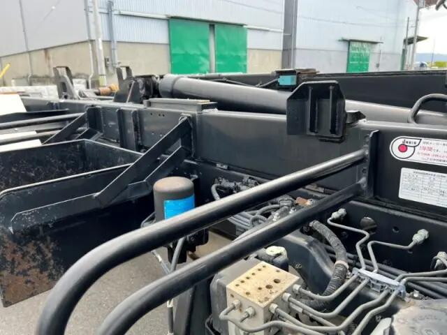 日野レンジャーコンテナ専用車中型（4t）[写真18]