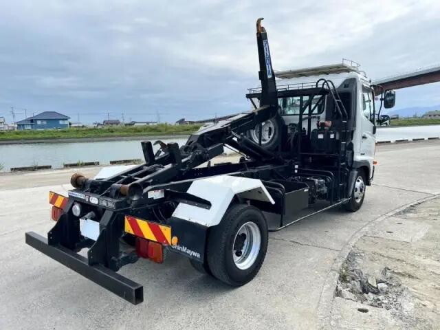 日野レンジャーコンテナ専用車中型（4t）[写真02]