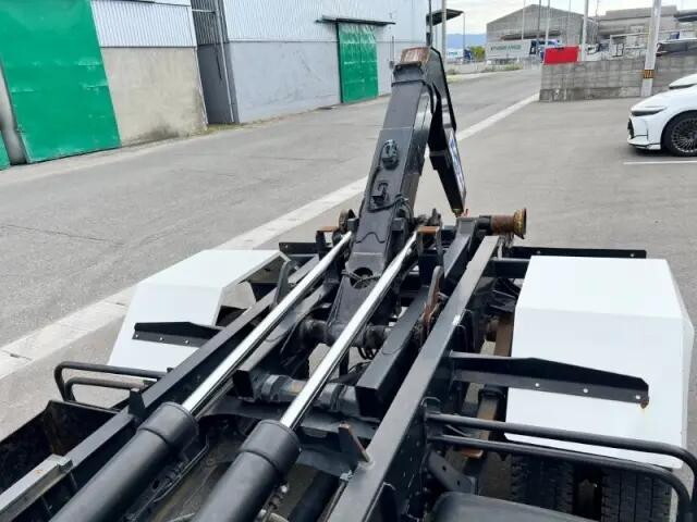 日野レンジャーコンテナ専用車中型（4t）[写真22]