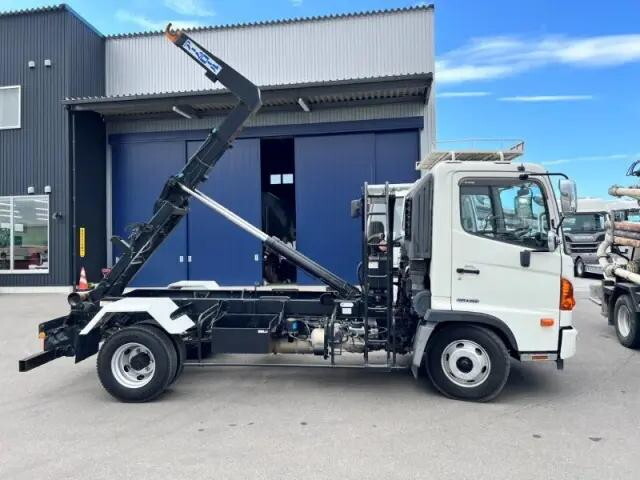 日野レンジャーコンテナ専用車中型（4t）[写真05]