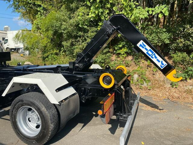 日野レンジャーコンテナ専用車中型（4t）[写真12]