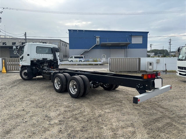 三菱ふそうファイターシャーシ増トン（6t・8t）[写真07]