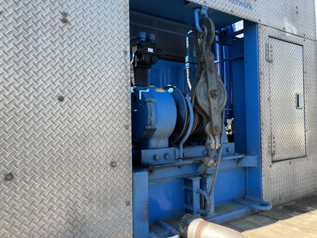 三菱ふそうスーパーグレートセルフローダー大型（10t）[写真12]