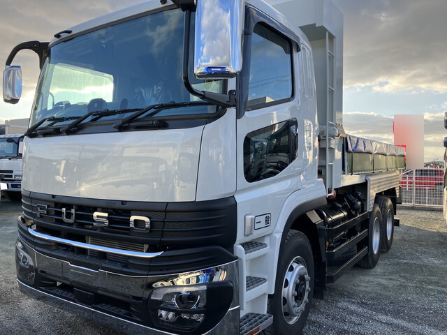 三菱ふそうスーパーグレートダンプ大型（10t）[写真07]