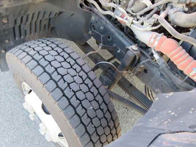 日野レンジャークレーン4段中型（4t）[写真12]