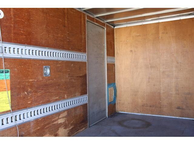 いすゞエルフアルミバン小型（2t・3t）[写真15]