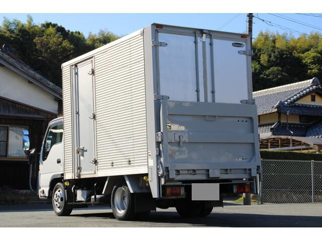 いすゞエルフアルミバン小型（2t・3t）[写真02]