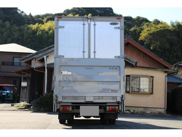 いすゞエルフアルミバン小型（2t・3t）[写真06]