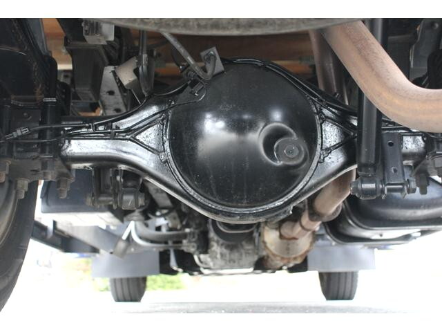 いすゞエルフクレーン4段小型（2t・3t）[写真18]