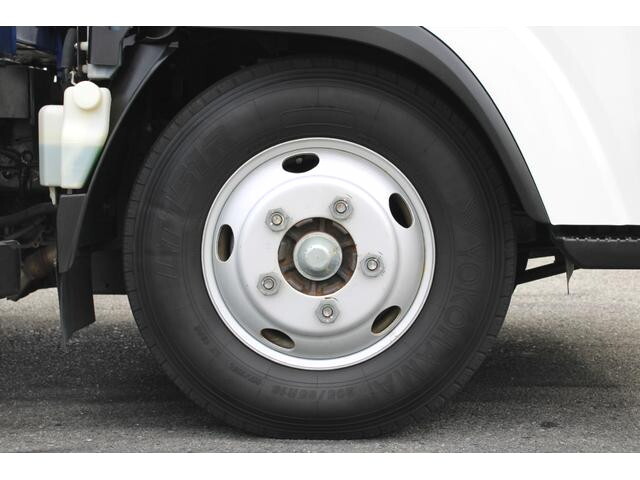 いすゞエルフクレーン4段小型（2t・3t）[写真27]