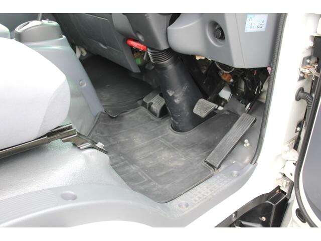 いすゞエルフクレーン4段小型（2t・3t）[写真34]